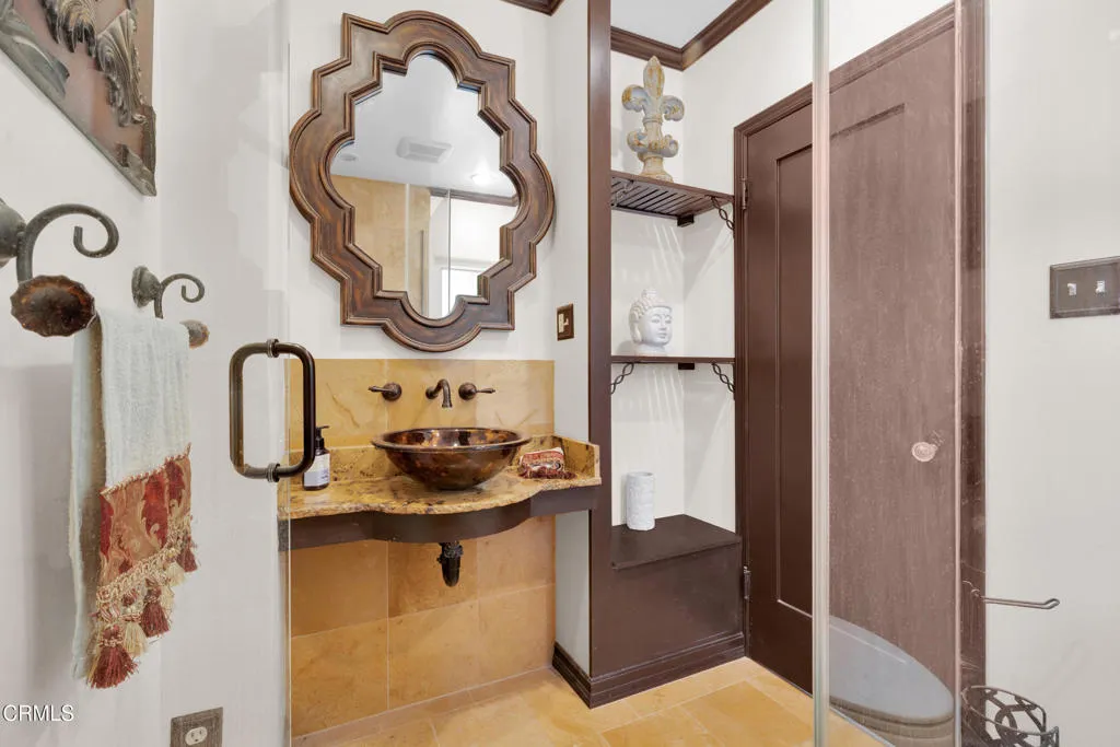 1807 Vistillas Road, Altadena, California 91001 home-pic-24